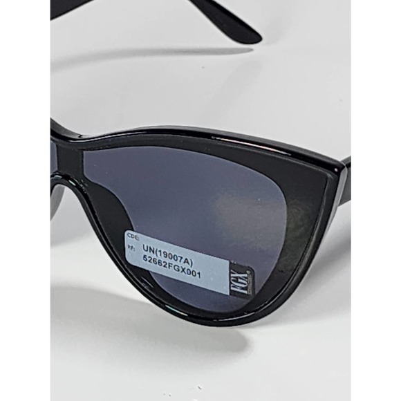 Foster Grant Full Butterfly / Cat Eye Frame Black Tinted Sunglasses 52662FGX001 - Picture 8 of 11